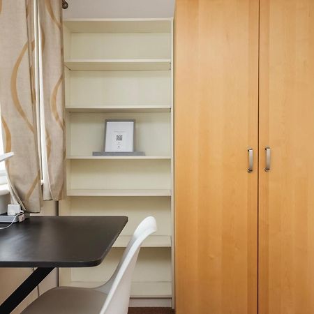 Vibrant Clapham Double Bedroom 런던 외부 사진