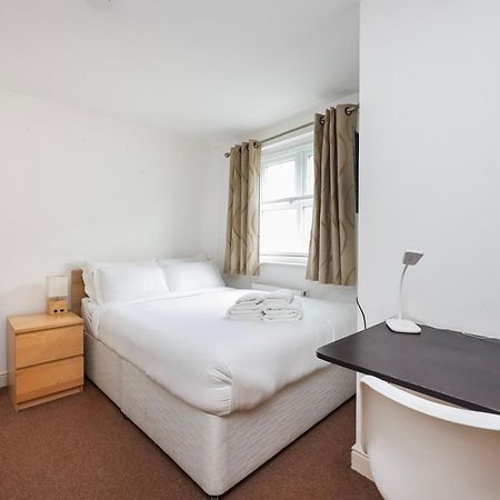 Vibrant Clapham Double Bedroom 런던 외부 사진