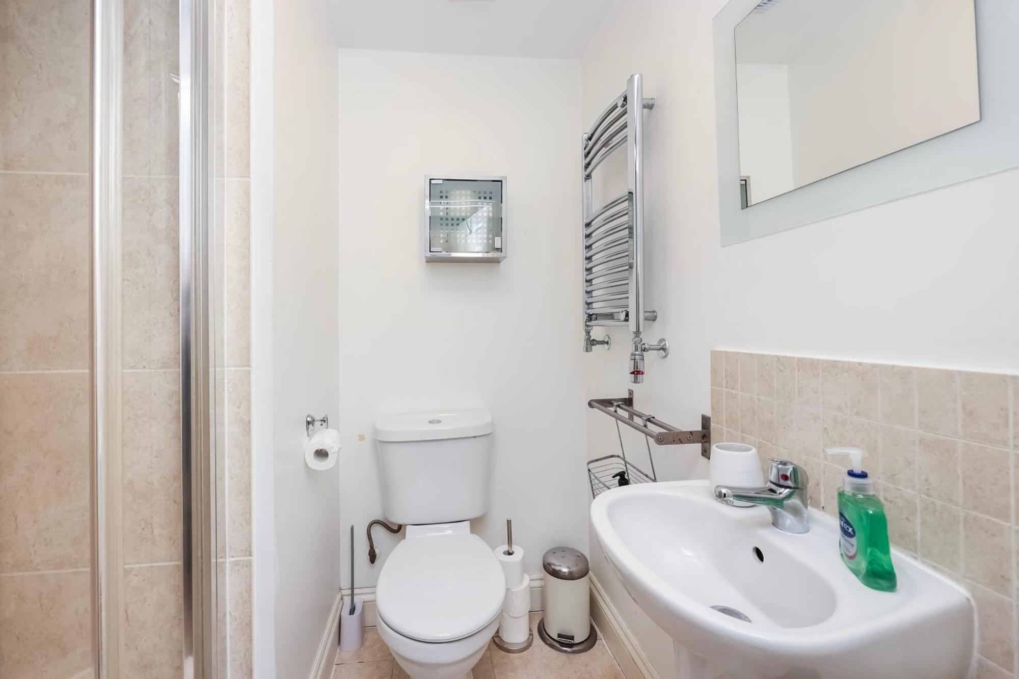 Vibrant Clapham Double Bedroom 런던 외부 사진